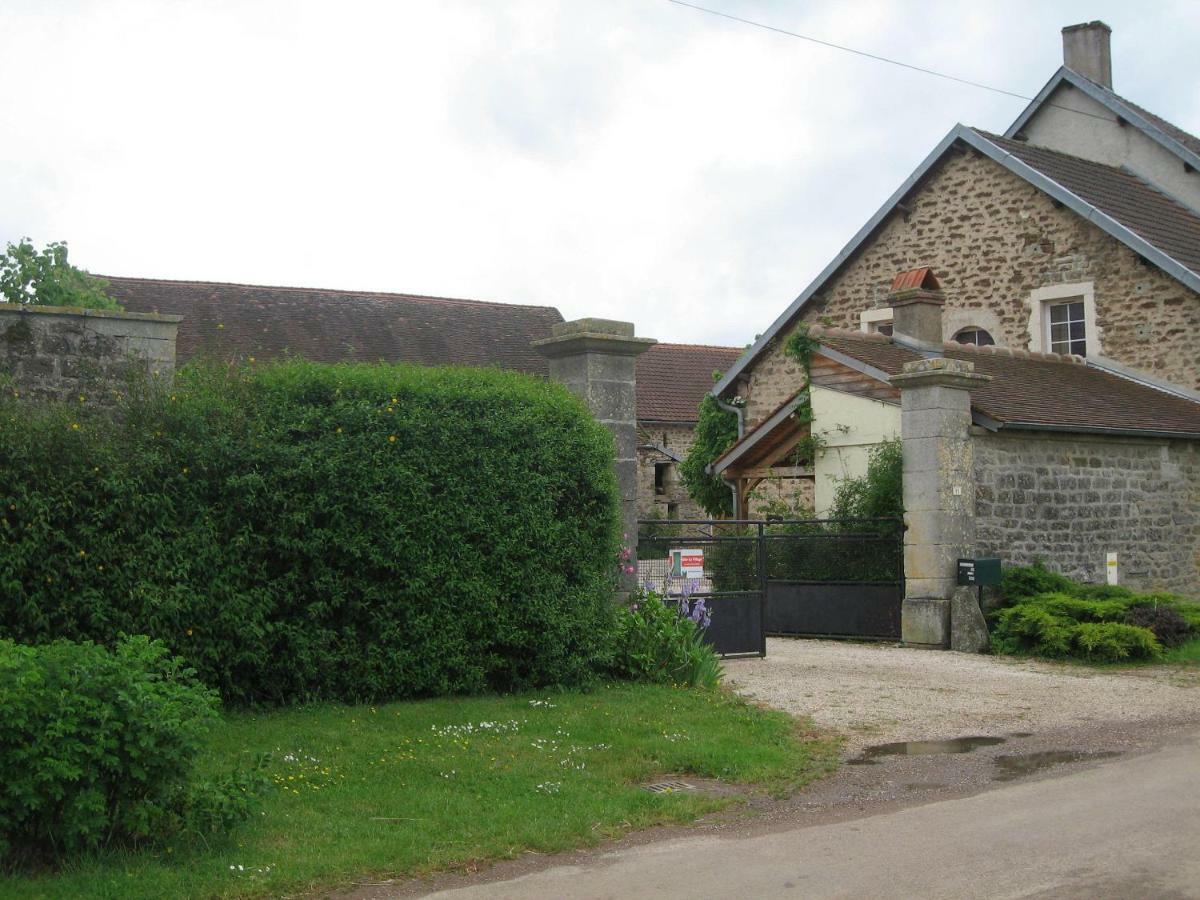 Gite Le Village Normier Extérieur photo