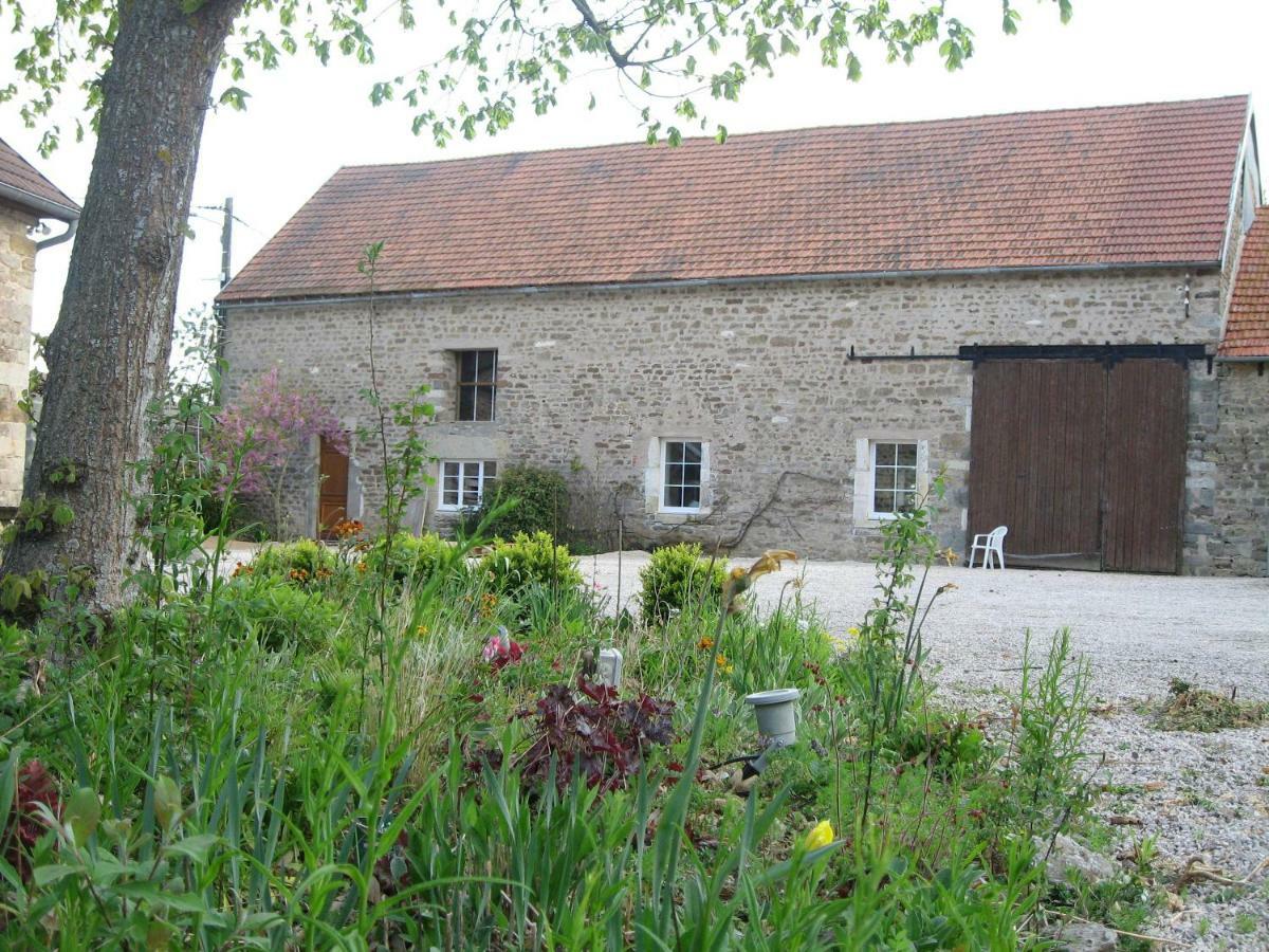 Gite Le Village Normier Extérieur photo